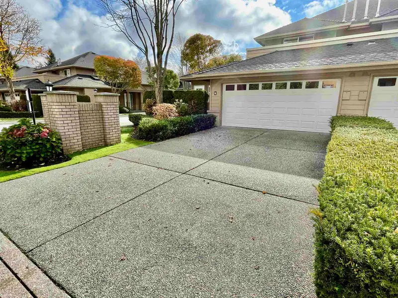 4 15168 22 AVENUE - photo 2 of 40