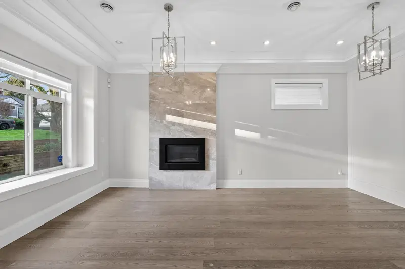 824 CHESTNUT STREET - photo 3 of 25