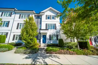 13 2070 OAK MEADOWS DRIVE