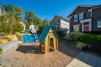 13 2070 OAK MEADOWS DRIVE - thumbnail 32