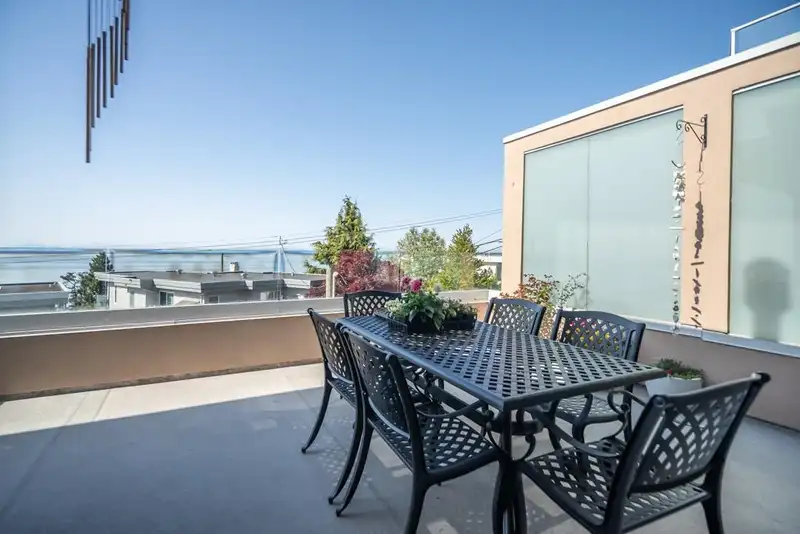 14433 SUNSET LANE - photo 3 of 40