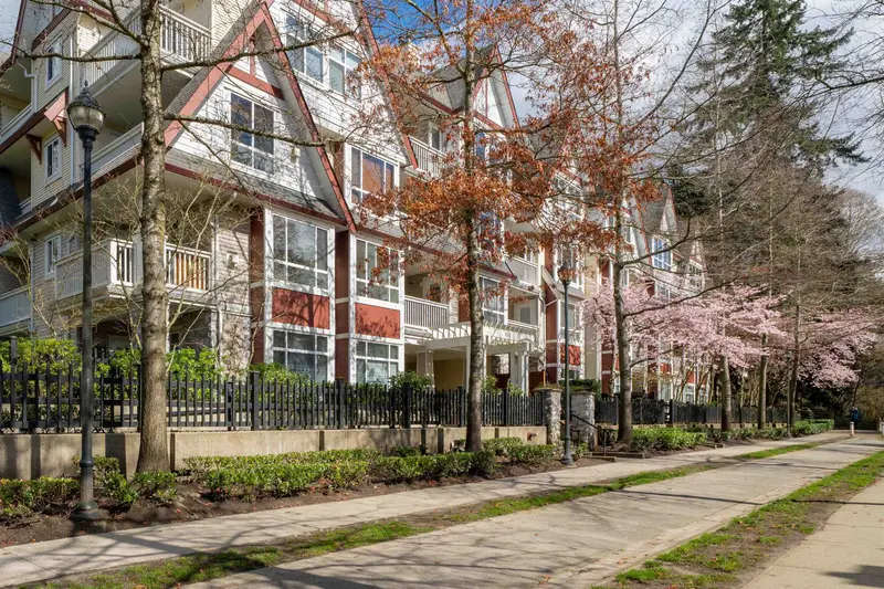 204 6833 VILLAGE GREEN - photo 1 of 25