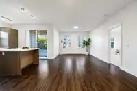 102 3323 151 STREET - thumbnail 9