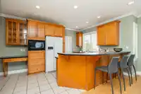 15645 PACIFIC AVENUE - thumbnail 5