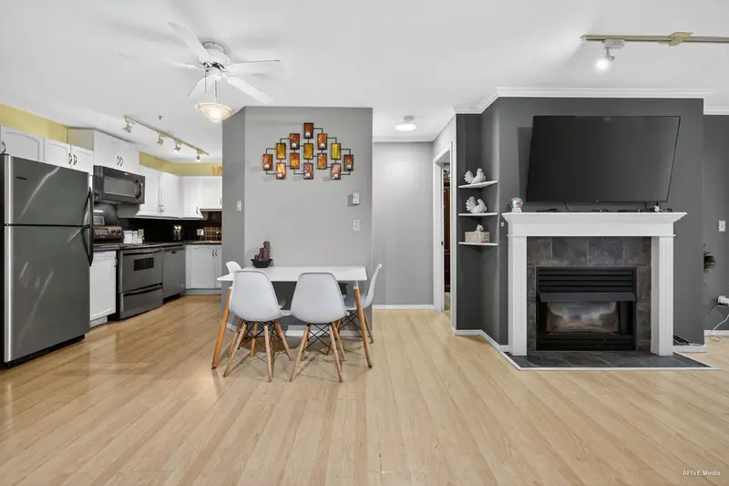 307 2958 TRETHEWEY STREET - photo 3 of 17