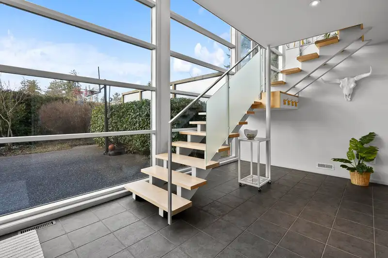 2796 BAYVIEW STREET - photo 4 of 40