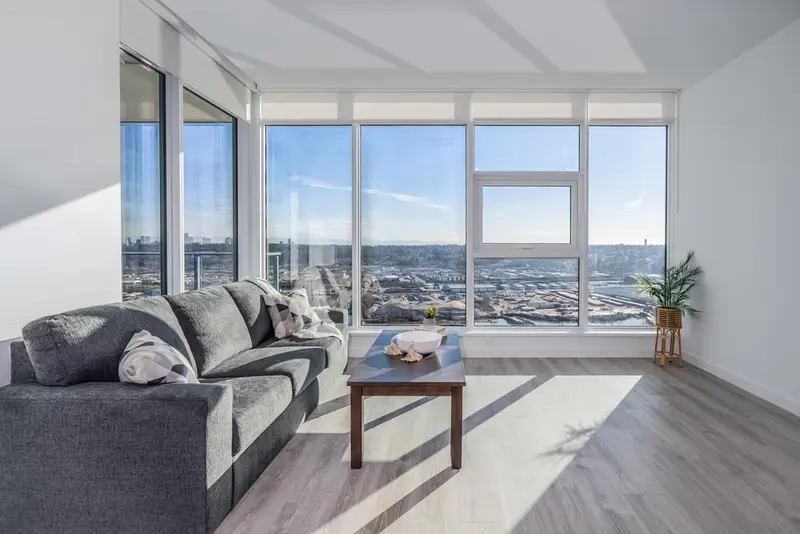 3907 680 QUAYSIDE DRIVE - photo 4 of 25