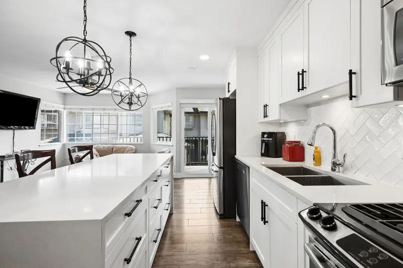 33 22488 116 AVENUE - photo 3 of 24