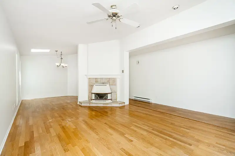 3 2345 CRANLEY DRIVE - photo 4 of 24