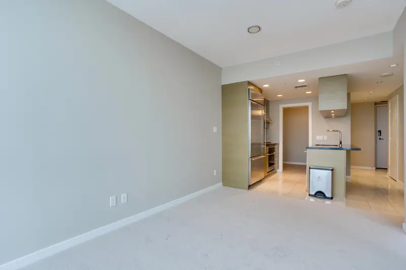 3105 833 SEYMOUR STREET - photo 4 of 16