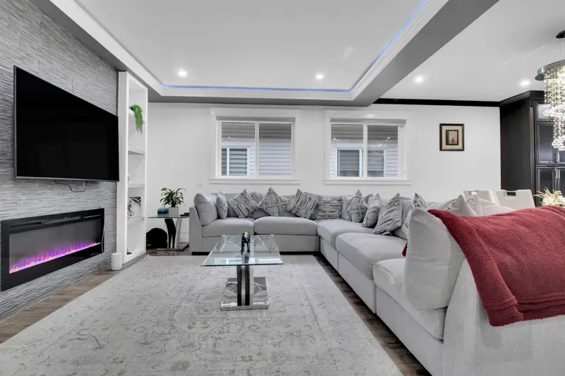 3492 HAZELWOOD PLACE - photo 2 of 25