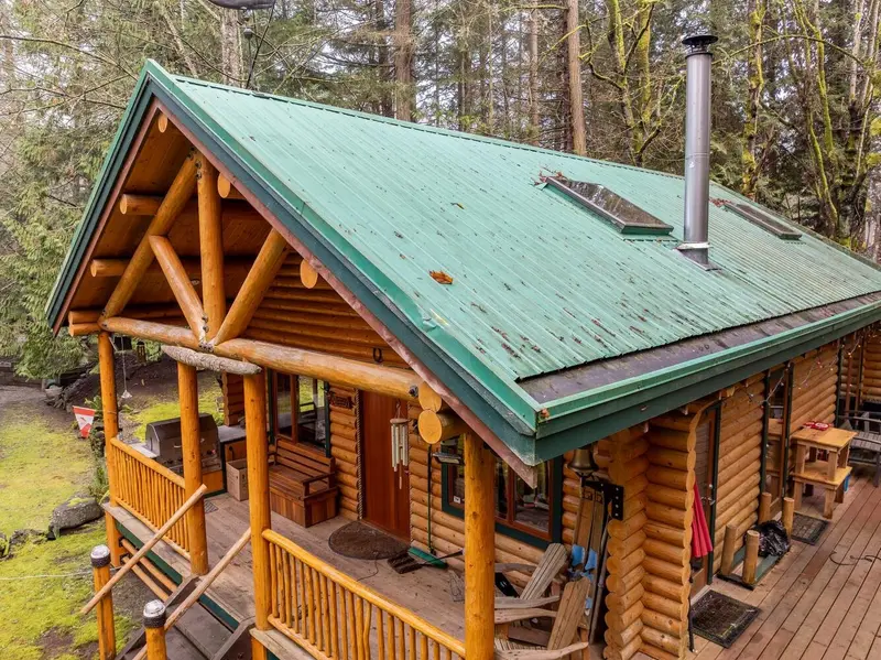 274 MERRYMAN DRIVE - photo 3 of 25