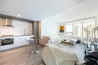 1006 1441 JOHNSTON ROAD - thumbnail 5