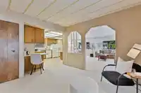 102 2062 KING GEORGE BOULEVARD - thumbnail 21