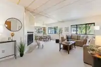 102 2062 KING GEORGE BOULEVARD - thumbnail 4