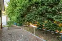 102 2062 KING GEORGE BOULEVARD - thumbnail 39