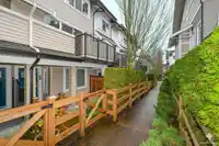 53 2450 161A STREET - thumbnail 32