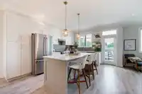 38 15633 MOUNTAIN VIEW DRIVE - thumbnail 4