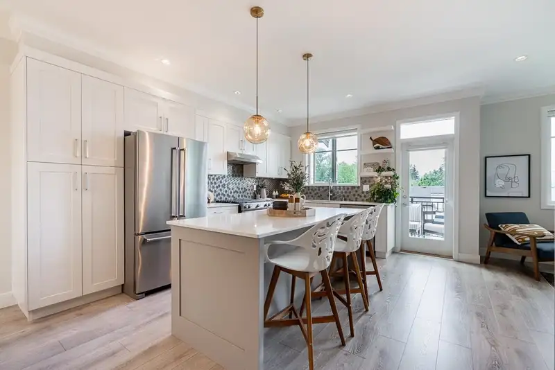 38 15633 MOUNTAIN VIEW DRIVE - photo 4 of 36