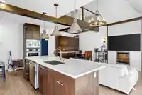 34 15977 26 AVENUE - thumbnail 4