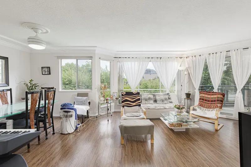 252 8600 LANSDOWNE ROAD - photo 1 of 19