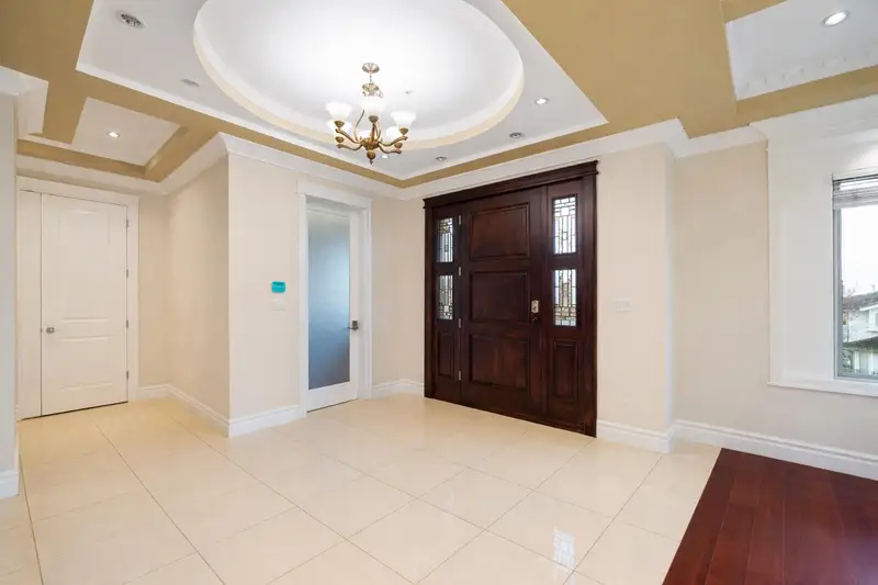 1909 E 64TH AVENUE - photo 2 of 20