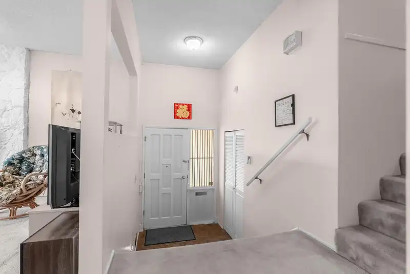 11320 MERCHANTMAN PLACE - photo 2 of 23