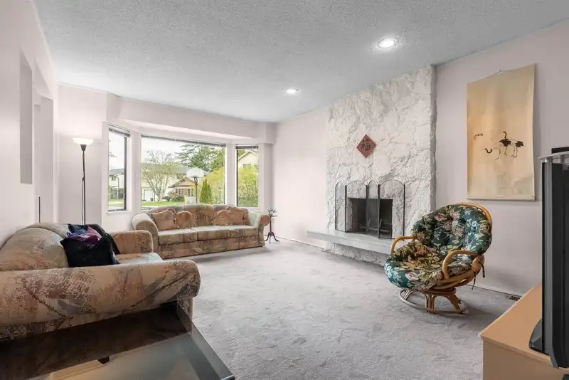 11320 MERCHANTMAN PLACE - photo 3 of 23