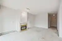 308 1745 MARTIN DRIVE - thumbnail 11