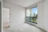 308 1745 MARTIN DRIVE - thumbnail 16