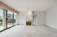 308 1745 MARTIN DRIVE - thumbnail 7