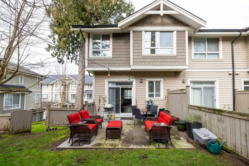 33 2955 156 STREET - photo 3 of 32