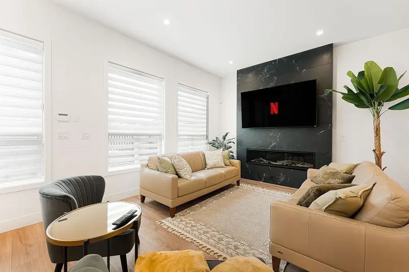 7609 197 STREET - photo 2 of 25