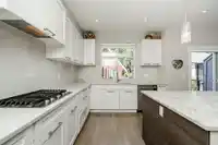 118 2853 HELC PLACE - thumbnail 16