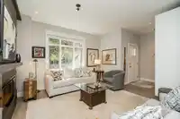 118 2853 HELC PLACE - thumbnail 5