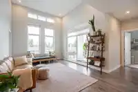 506 15436 31 AVENUE - thumbnail 1