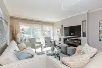 305 1351 MARTIN STREET - thumbnail 13