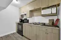 14704 16A AVENUE - thumbnail 31