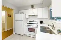 11 1828 LILAC DRIVE - thumbnail 11
