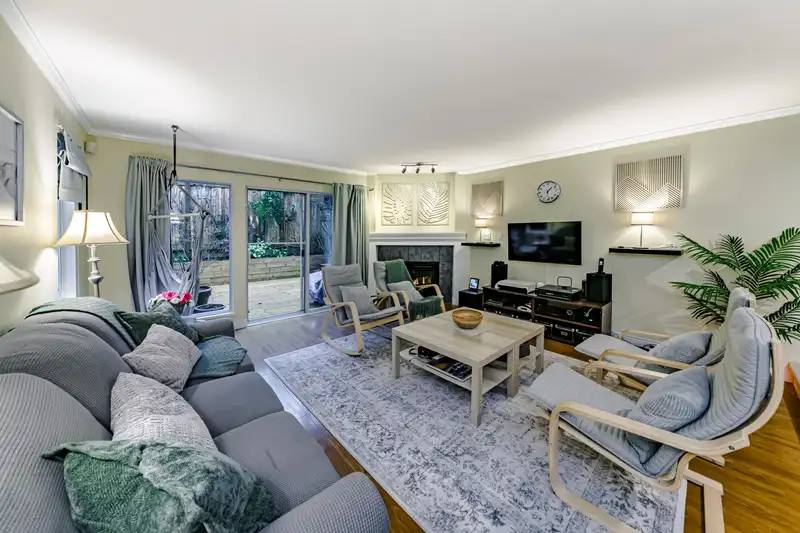 11 1828 LILAC DRIVE - photo 4 of 40