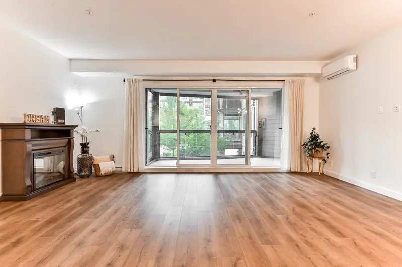 206 8526 202B STREET - photo 2 of 21