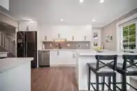 166 16275 15 AVENUE - thumbnail 16
