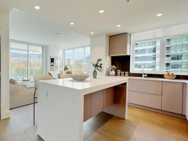 807 1675 LIONS GATE LANE - photo 4 of 25