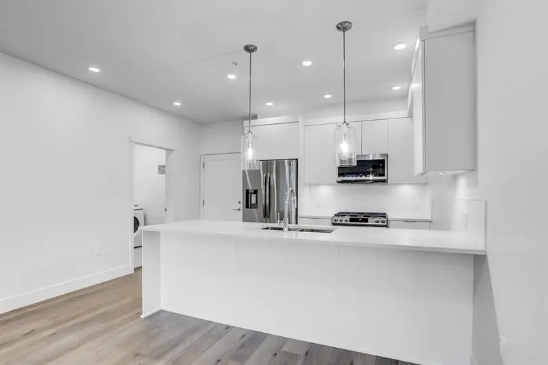 311 11865 227 STREET - photo 4 of 25