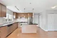 401 15775 CROYDON DRIVE - thumbnail 12
