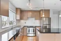 401 15775 CROYDON DRIVE - thumbnail 3