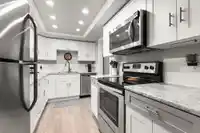 203 1379 MERKLIN STREET - thumbnail 5