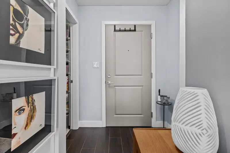 461 15850 26 AVENUE - photo 3 of 38
