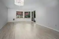 309 1350 VIDAL STREET - thumbnail 2