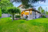 1923 141A STREET - thumbnail 37